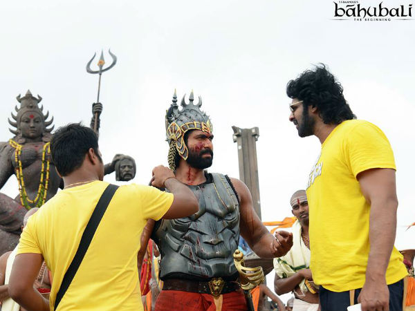 മുമ്പും ലീക്കായി