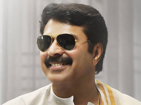 അച്ചായന്‍ വേഷത്തില്‍