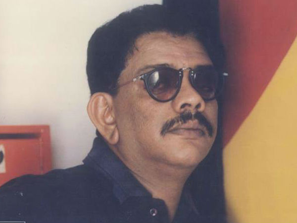 ഗുഡ്‌ലക്ക് തിയേറ്റര്‍ വാങ്ങി