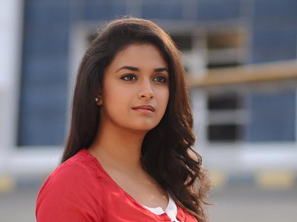  വിജയ് യ്‌ക്കൊപ്പം