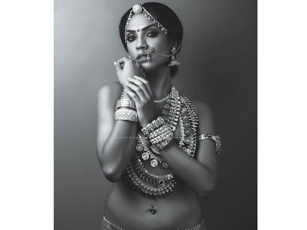 പോസിറ്റീവായി കാണുന്നു