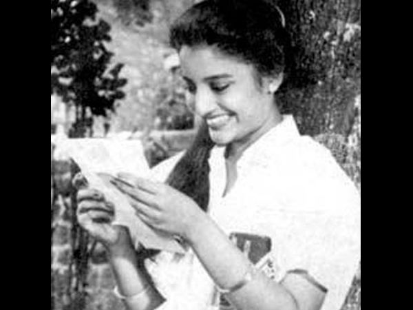 കാര്‍ത്തികയുടെ പെരുമാറ്റം