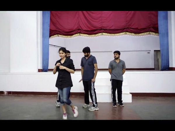 മലയാളത്തില്‍ കൈയ്യടി നേടിയ രംഗം