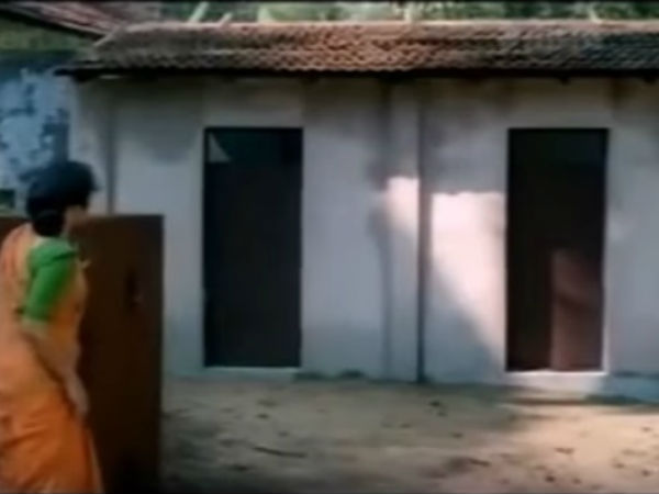 കുളിമുറി തപ്പി നടന്നു