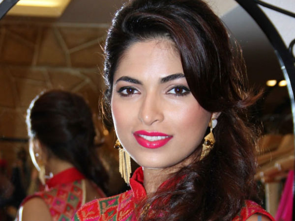 പാര്‍വ്വതിയുടെ മറുപടി