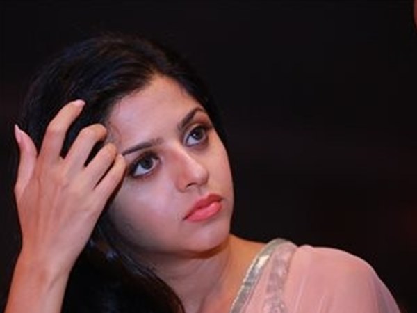 സുരക്ഷ വേണം