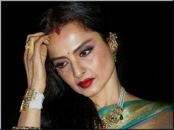 രേഖയ്ക്ക് ആദ്യ ചിത്രത്തില്‍ തന്നെ ഞെട്ടിക്കുന്ന അനുഭവം