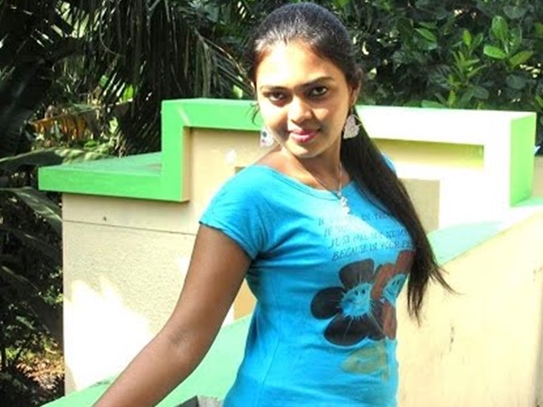 രണ്ട് തമിഴ് ചിത്രങ്ങള്‍ 