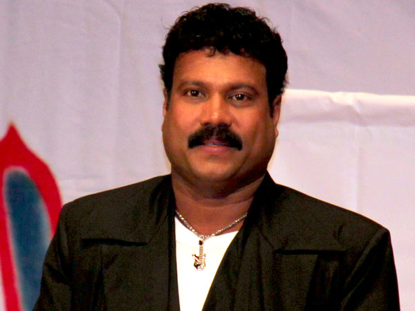  ഒരു ലക്ഷം രൂപ