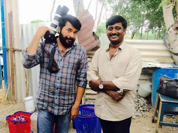 പുരസ്‌കാരം മണക്കുന്നു