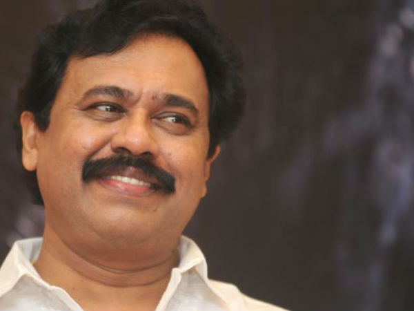 ആദ്യ ചിത്രവുമായി സമീപിച്ചത്