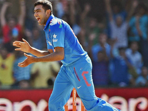 ക്രിക്കറ്റ് പശ്ചാത്തലം