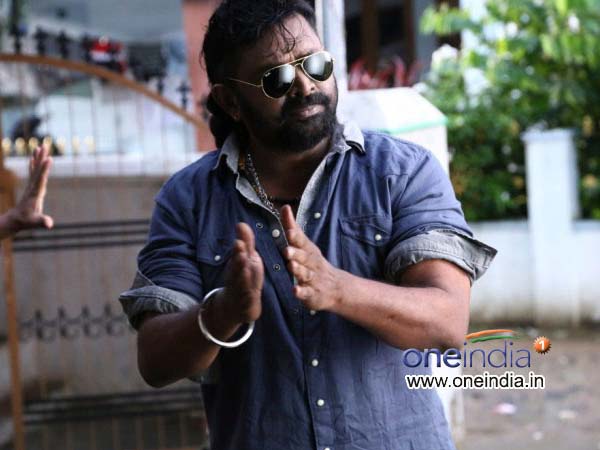 നിര്‍മ്മാതാവിന്റെ റോള്‍