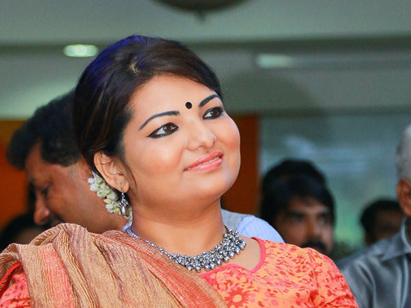 ദുബായിലേക്കുള്ള പറിച്ചു നടലും പഠനവും