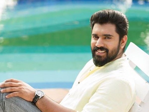  നിവിന്റെ പുതിയ ചിത്രങ്ങള്‍