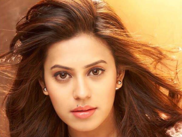 ആദ്യം അഭിനയിച്ചത് കന്നട സിനിമയില്‍