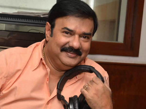 മണിയന്‍ പിള്ളയുടെ റോള്‍