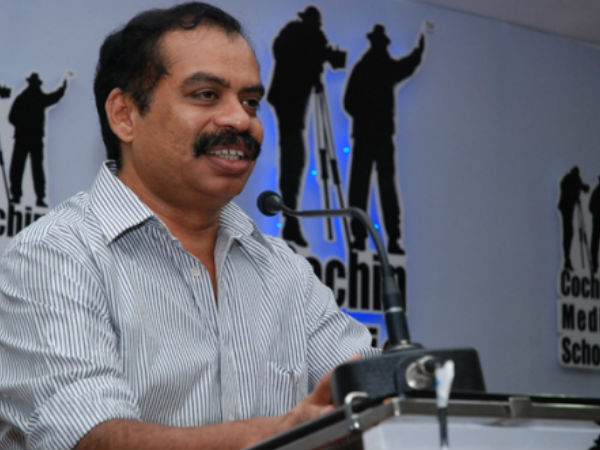 ഇതെന്താ ഗുണ്ടാപ്പിരിവോ