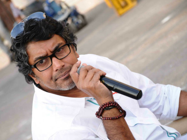 ശശികുമാറിന്റെ തലയാണത്