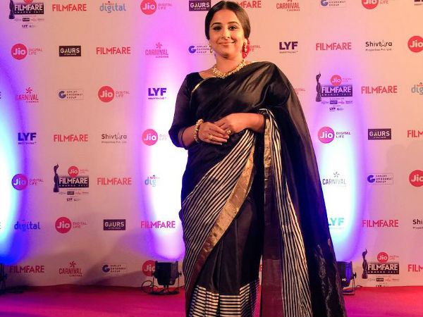 സാരിയില്‍ വിദ്യ