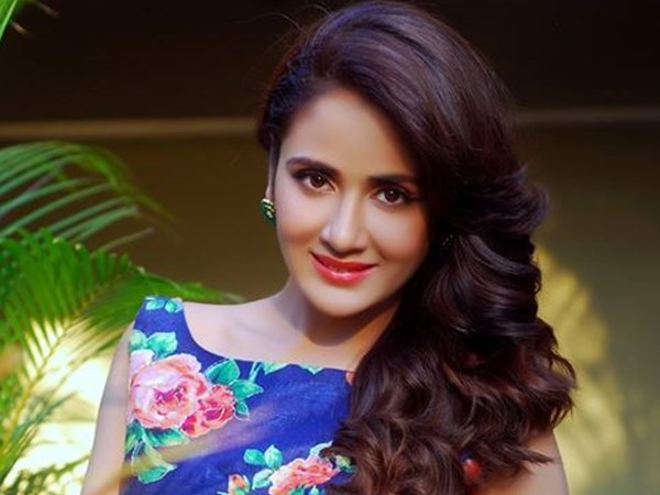 പരുള്‍ യാദവ്