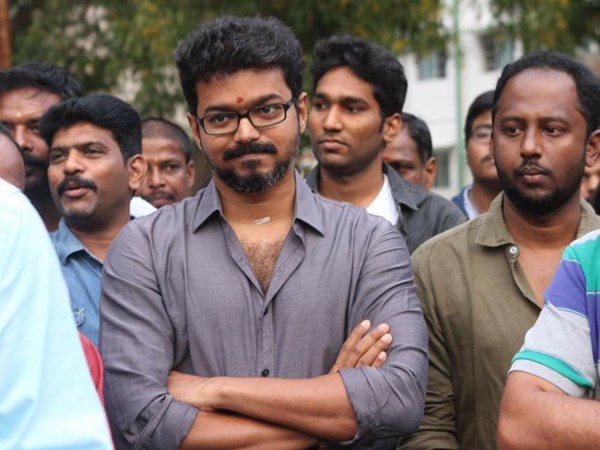  1980കളുടെ പശ്ചാത്തലത്തില്‍