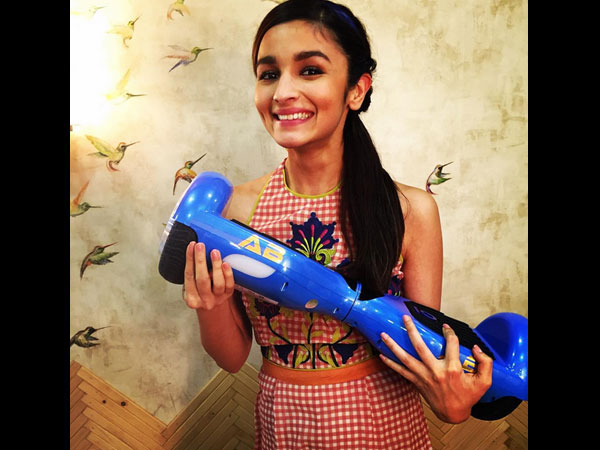 കാമുകന്റെ ഫോണ്‍ പരിശോധിക്കുകയാണെങ്കില്‍?