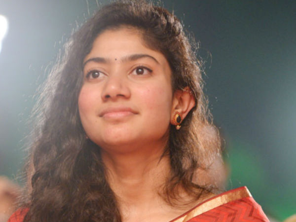 മലരും വിവാദങ്ങളും