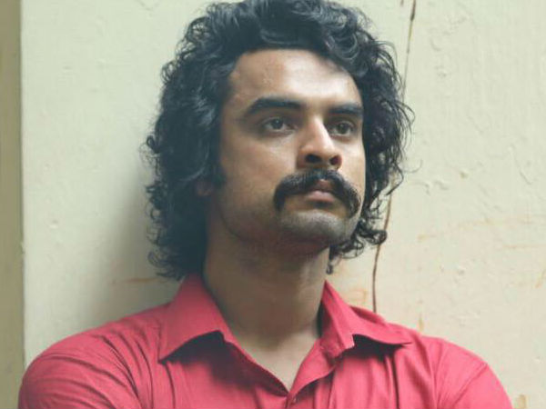 ആദ്യത്തെ വിമര്‍ശകന്‍ പറഞ്ഞത്