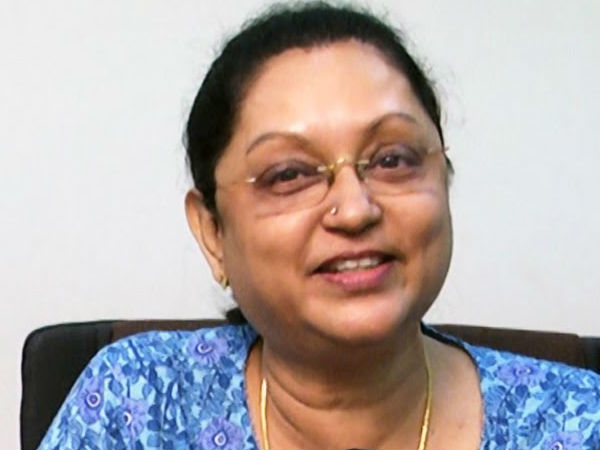 ഏഷ്യയിലെ ആദ്യ ക്യാമാറാ വുമണ്‍