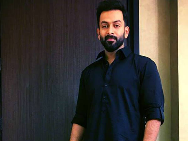 ആഘോഷിക്കല്ലേ വാര്‍ത്തകളെ