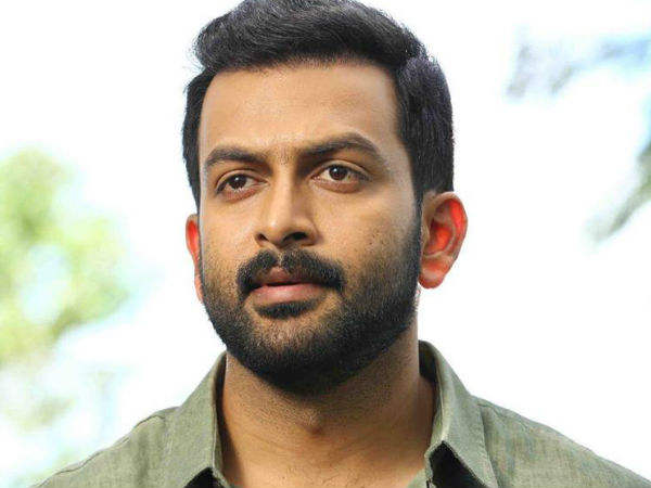 മുംബൈ പോലീസിലെ വേഷം