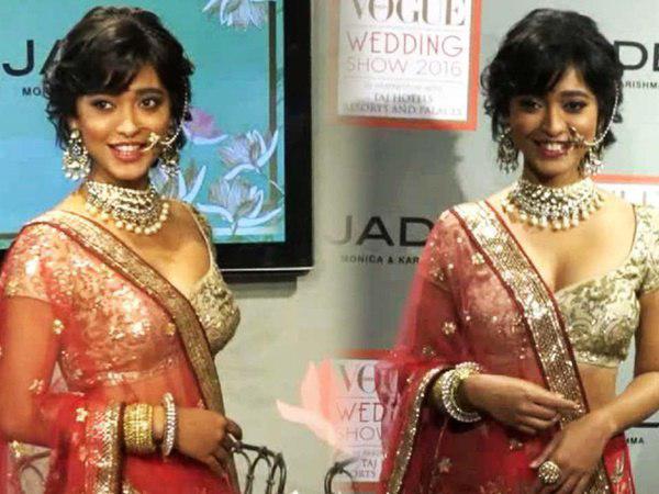 31 കാരി എങ്ങനെ 14 കാരിയാകും 