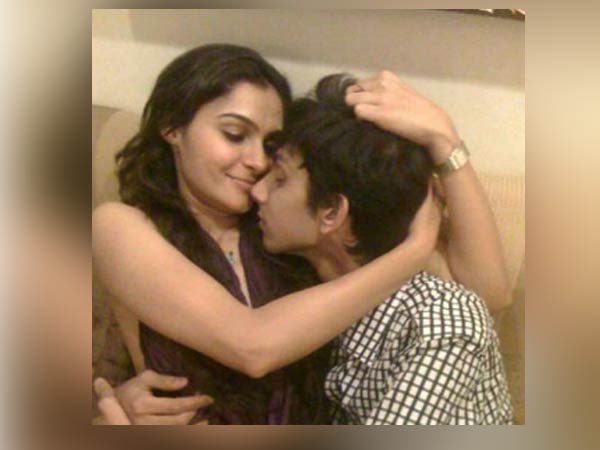 ആന്‍ഡ്രിയയുടെ ചിത്രമാണ് 