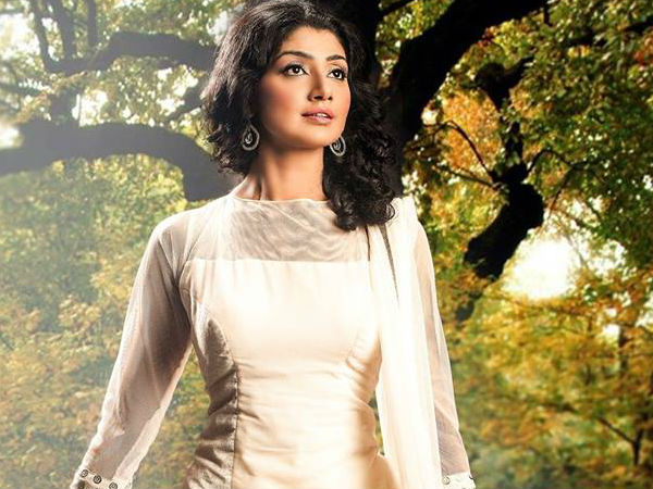 സിനിമയിലേക്ക് വരുമോ?