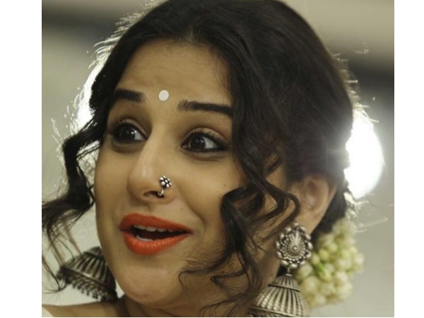 ആദ്യത്തെ ഹിന്ദി സിനിമ