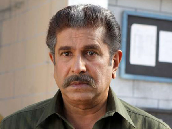 അലഞ്ഞ് തിരിഞ്ഞ് രാജു