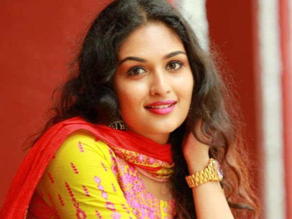 കയ്യാങ്കളിയായത്
