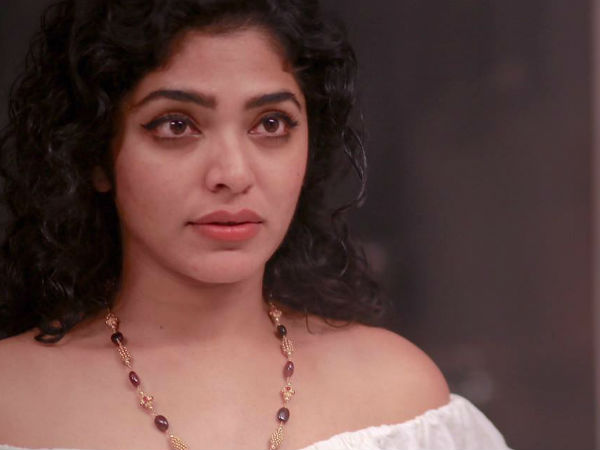 റിമ കല്ലിങ്കള്‍