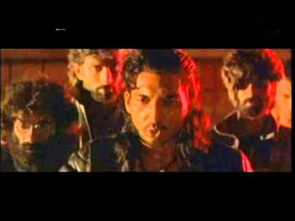 ചിത്രത്തിലെ വില്ലന്‍