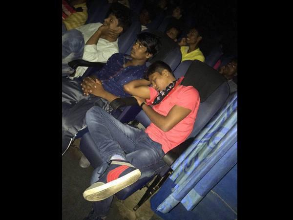 ബംഗാളികളെ ഇറക്കി 