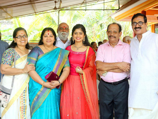 ഗുരുക്കന്മാര്‍ക്കൊപ്പം