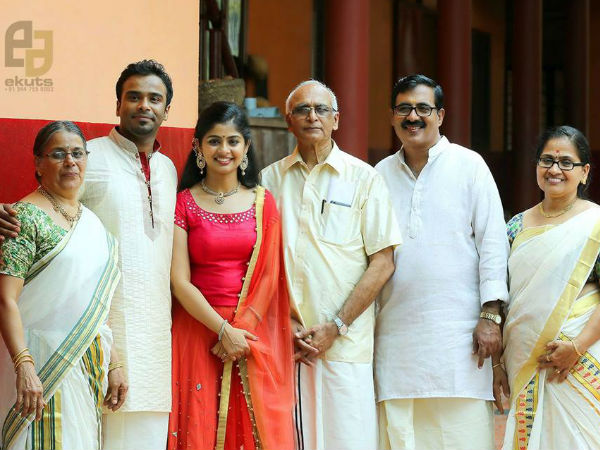 അച്ഛനമ്മമാര്‍ക്കൊപ്പം