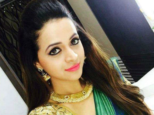 സംവിധായകന്റെ കൂടെക്കിടന്നു എന്ന്