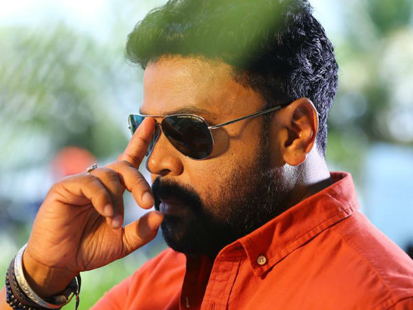 ഫേസ്ബുക്കിലൂടെ