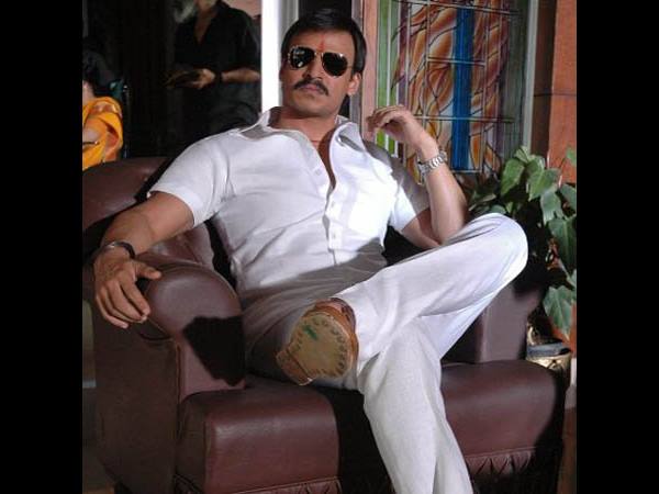 രാംഗോപാല്‍ ചിത്രത്തിലൂടെ