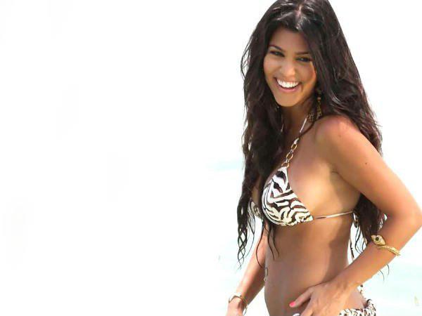 ബെര്‍ത്ത് ഡേ സ്യൂട്ട്