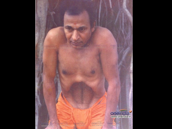 ഗായകനായ രാജ്കുമാര്‍ 