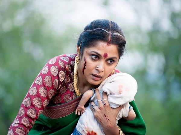 കുഞ്ഞു ബാഹുബലിയുമായി പുഴയില്‍