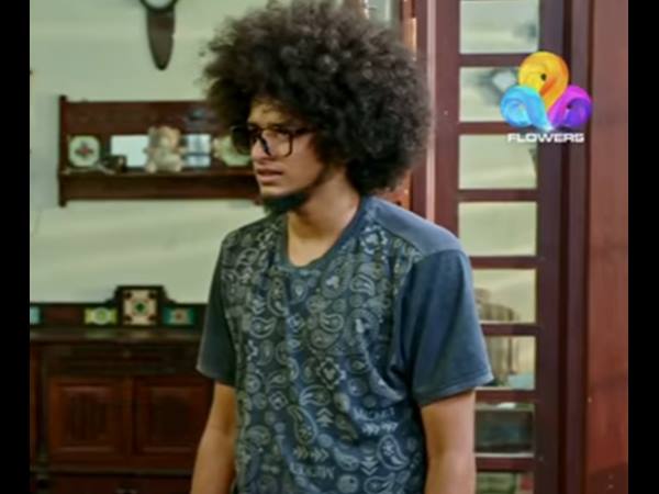 പരിഭവിക്കുന്നു